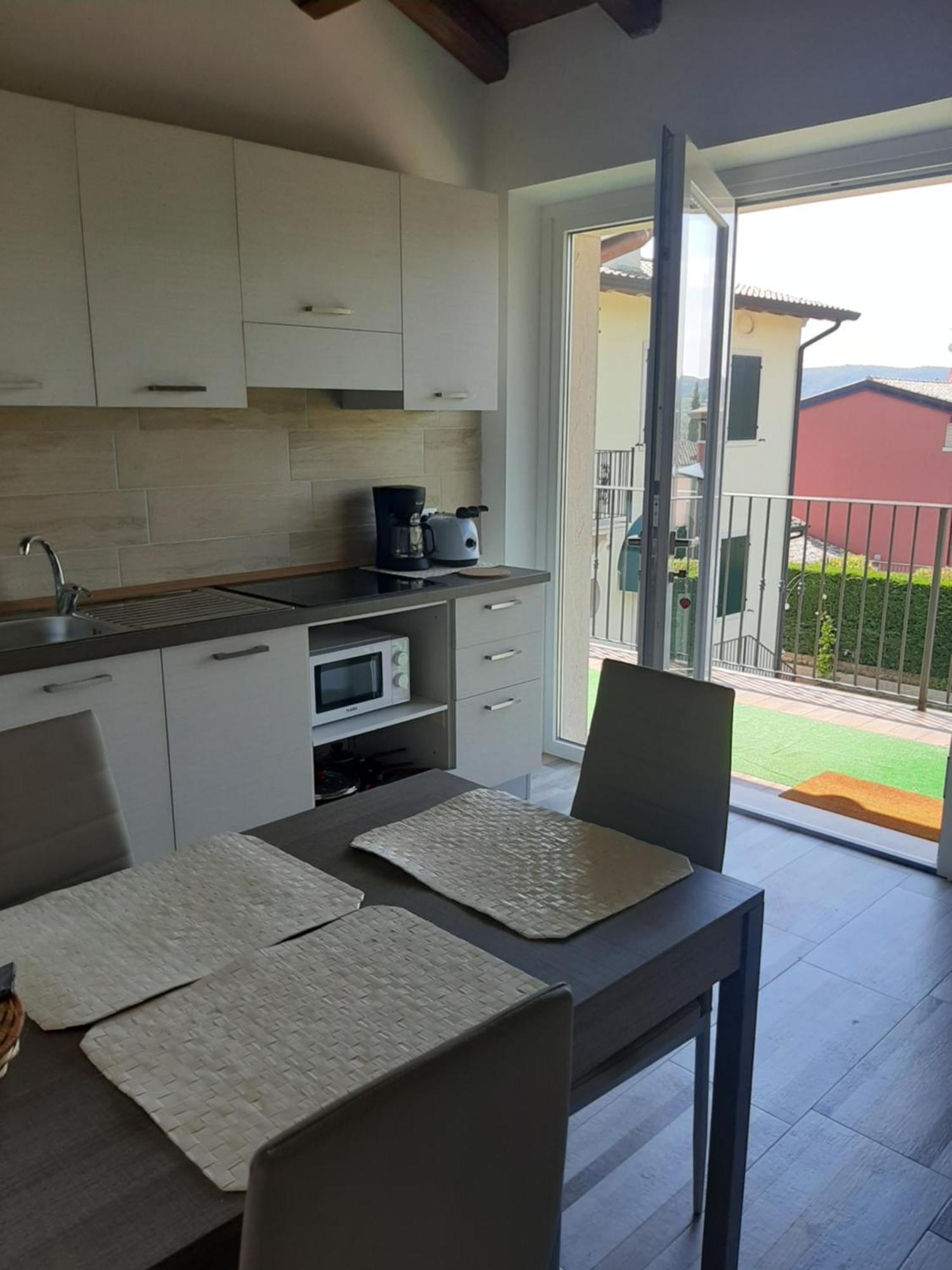Villa Benvenuto Costermano Værelse billede