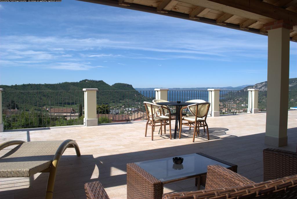 Villa Benvenuto Costermano Eksteriør billede