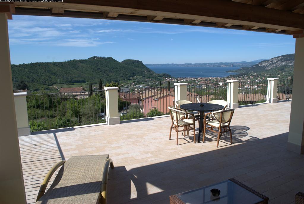 Villa Benvenuto Costermano Eksteriør billede