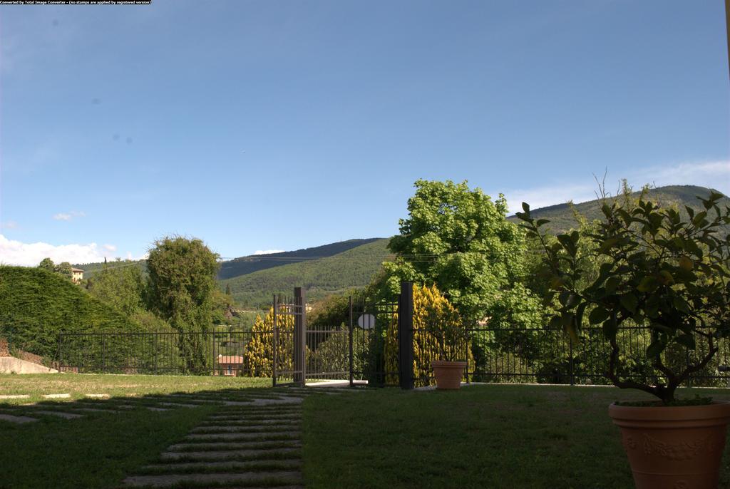 Villa Benvenuto Costermano Eksteriør billede